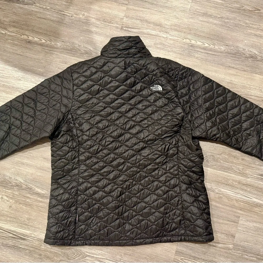 The North Face Women's Black Jacket - Picture 2 of 8